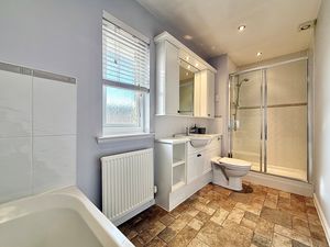 Photo 18- click for photo gallery